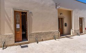 Acamya Luxe Suite